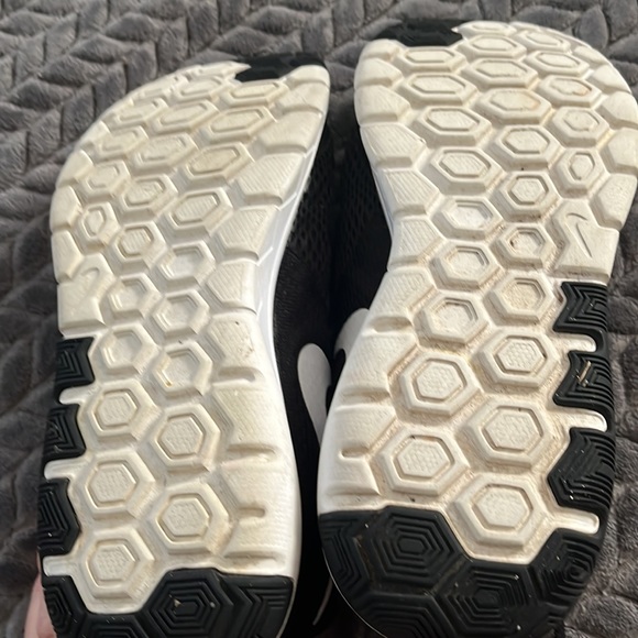 Women’s Nike Running shoes size 11 - Picture 4 of 4